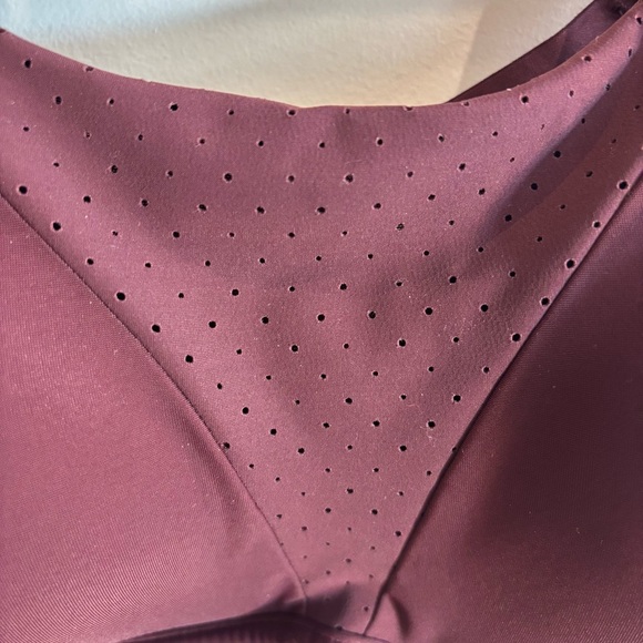 LULULEMON Sz 36D Padded Burgundy Sports Bra - Picture 2 of 9